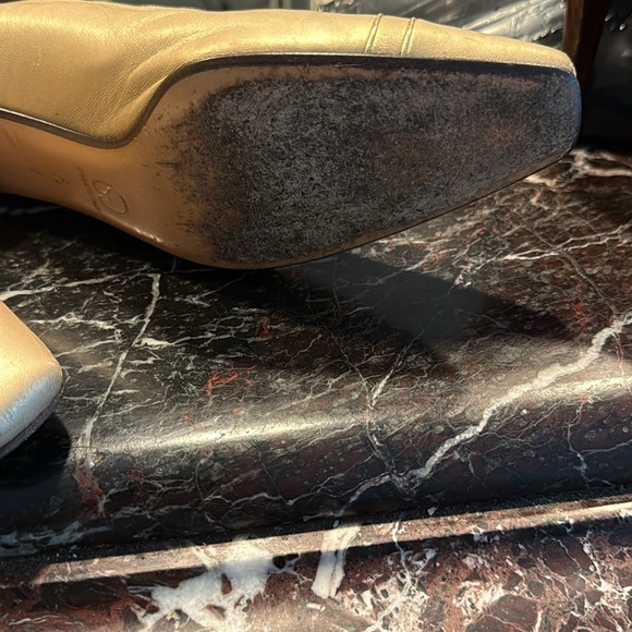 Shoes - Picture 6 of 6